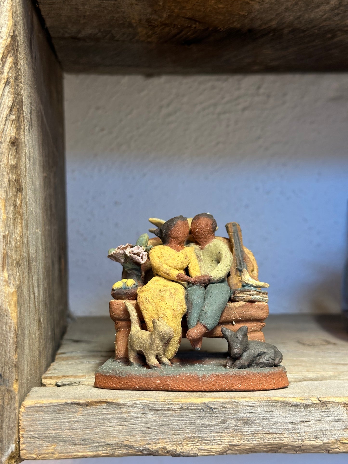 Novios - miniature clay sculpture