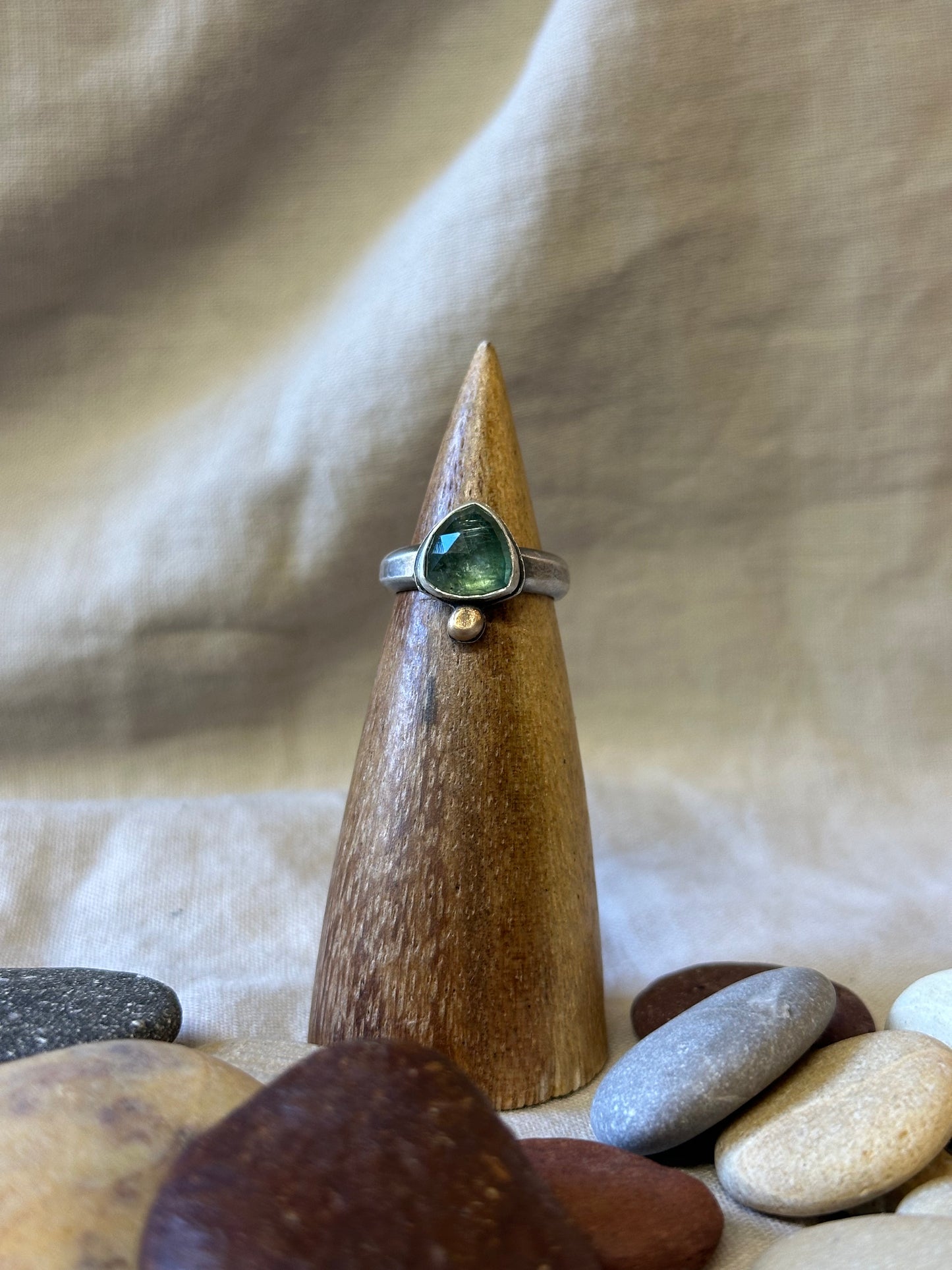 Green Tourmaline - Sterling Silver - Bronze - Size 5