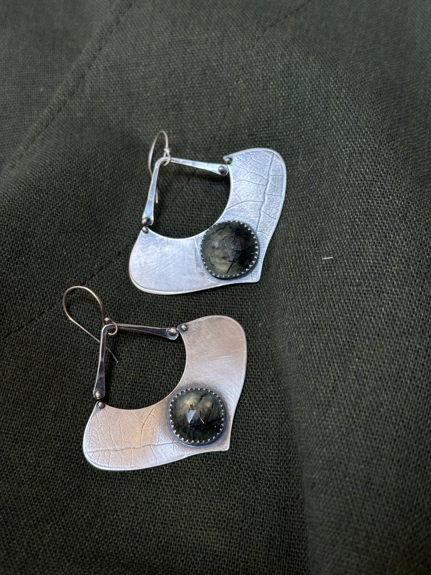 Prehnite Aspen Leaf earrings - sterling silver