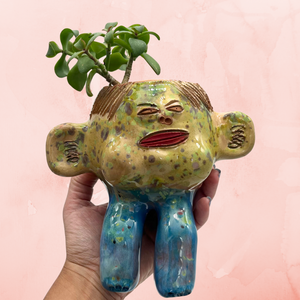 “Tomate” ~ Terracota face planter sitting - Glazed