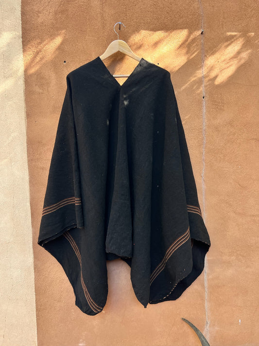 Antique Andean Poncho ~ Sheep Wool