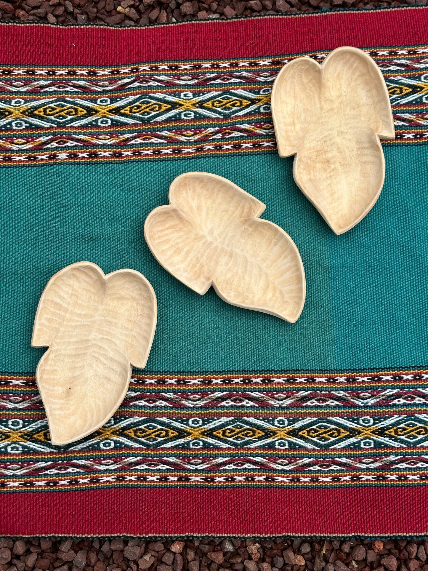 Wooden Leaf little Tray ~ handcarved