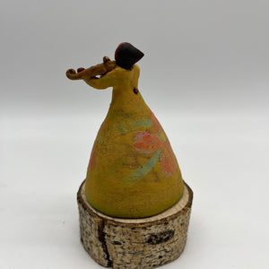 Dancer Bell with violin