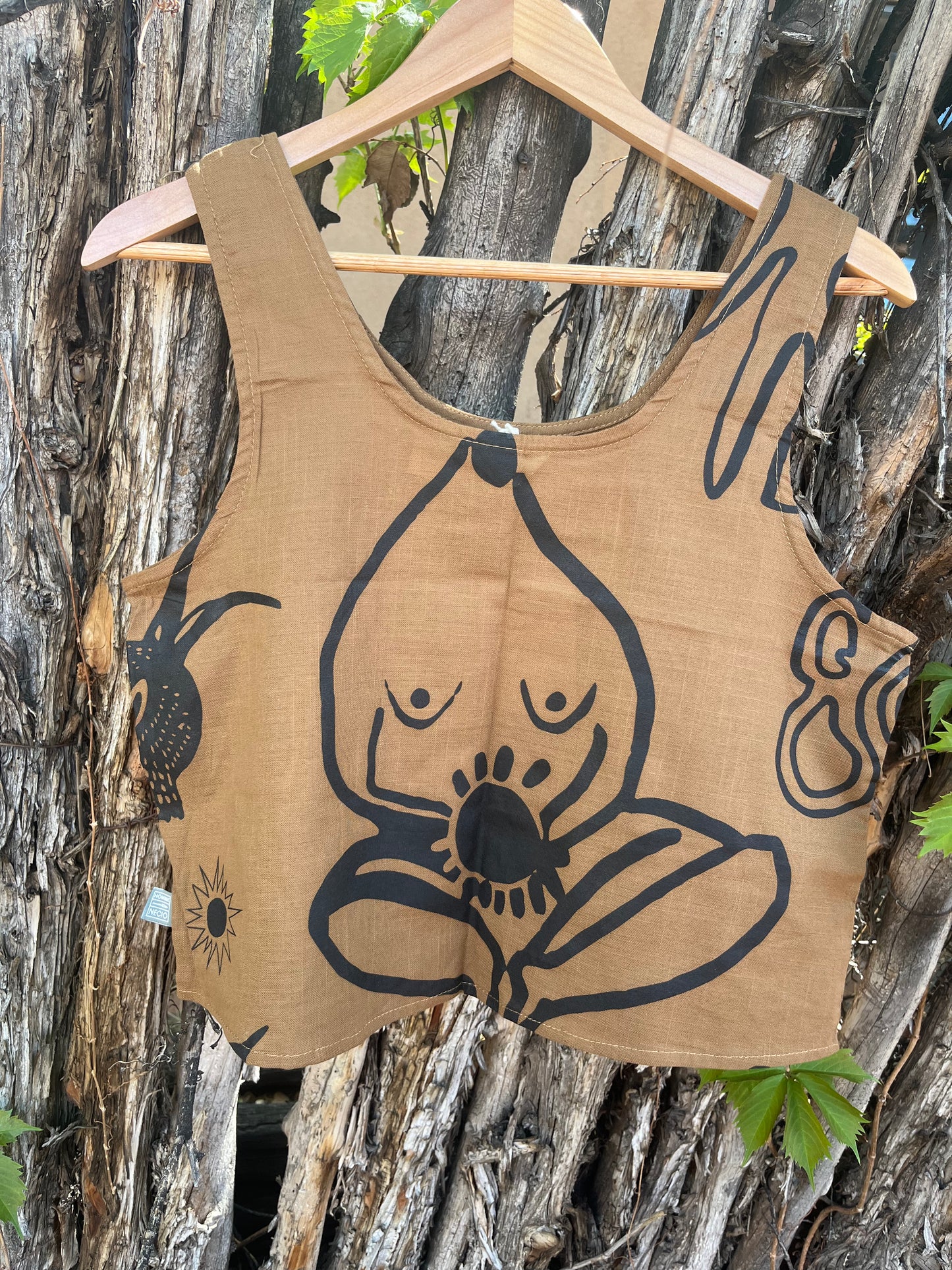 Tank tops ~ Medium - Screen Printed