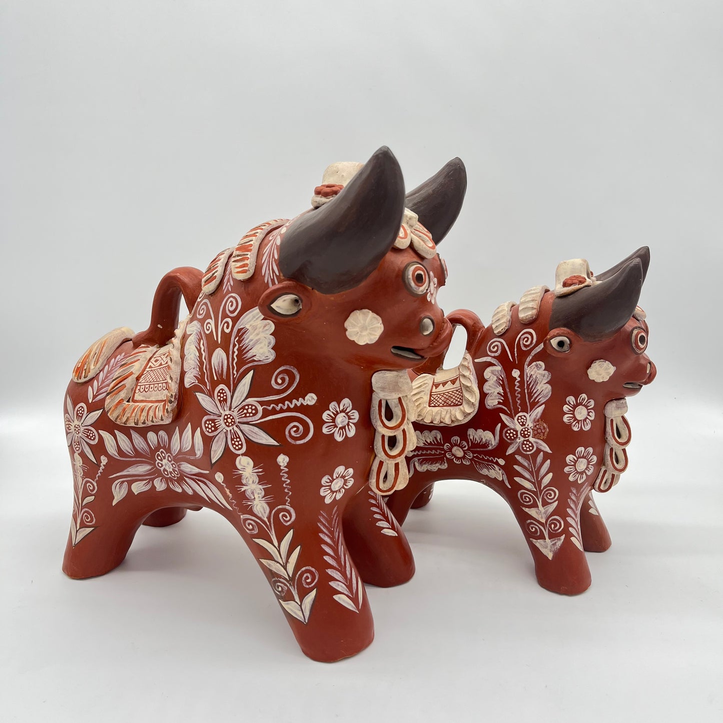 Traditional Toro - Two sizes