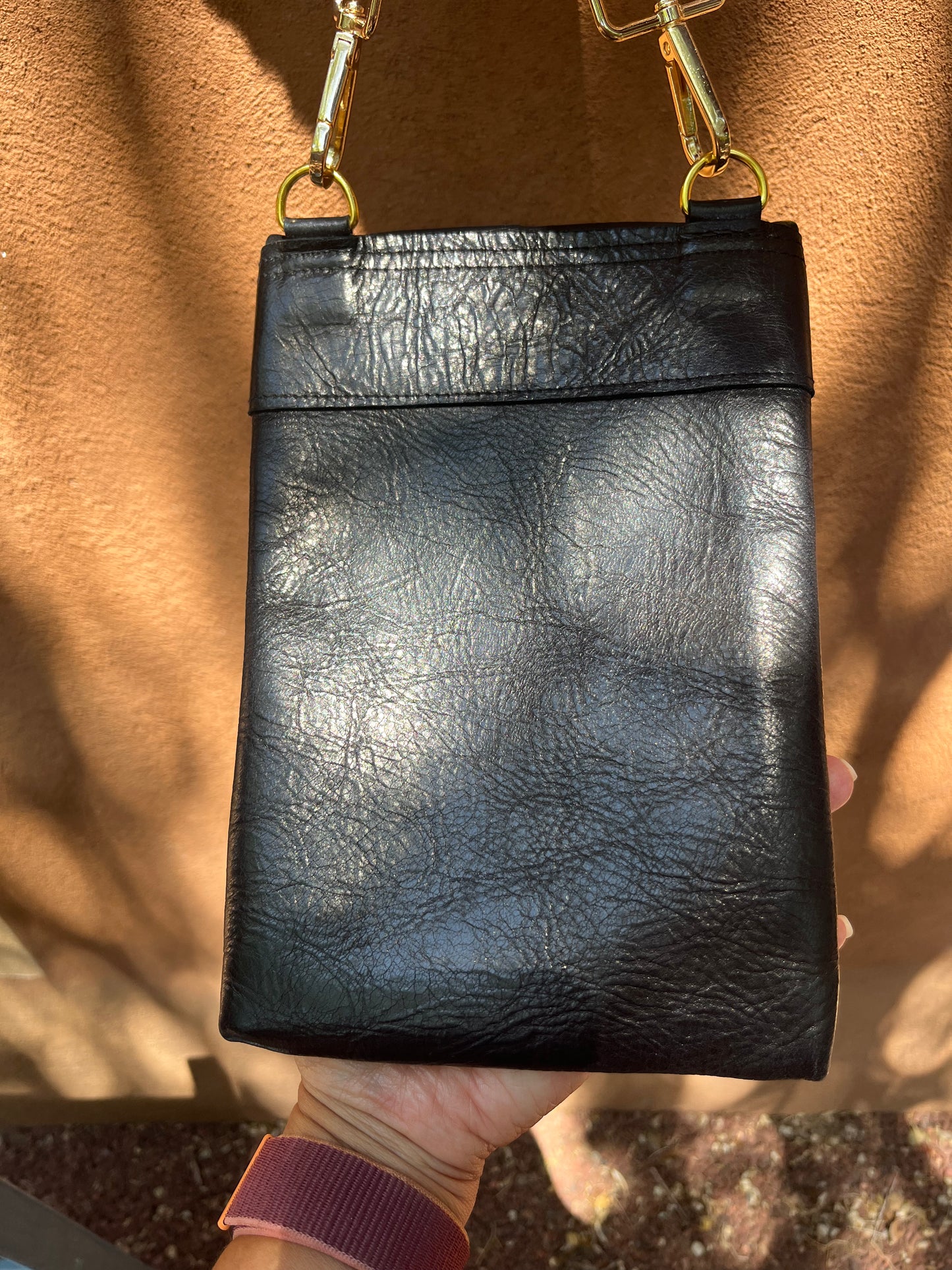 Crossbody Bag - fabric and leather - solid back - front zipper