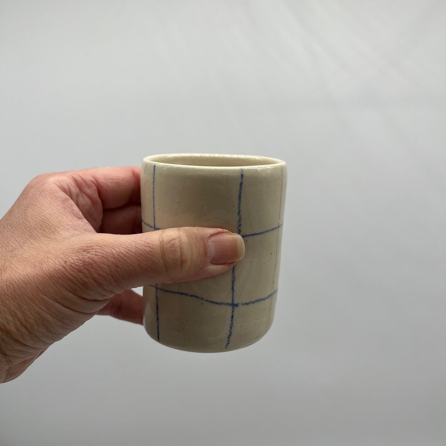 Thumb Cup - Blue Crayon