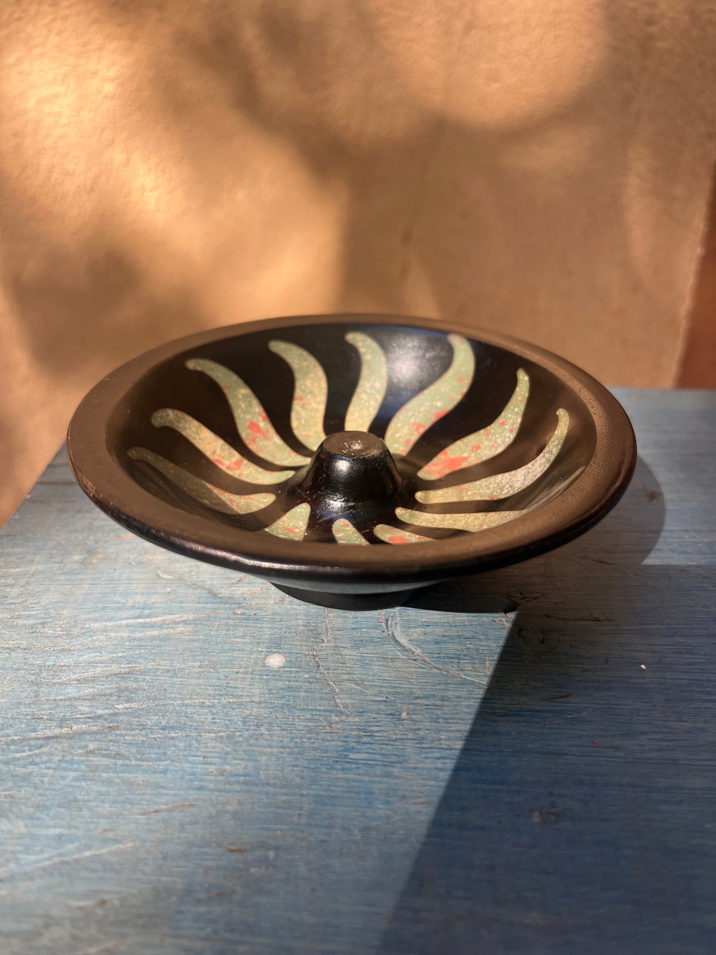 Chulucanas Ceramic Incense Holder ~ Modelo Clasico ~ Green