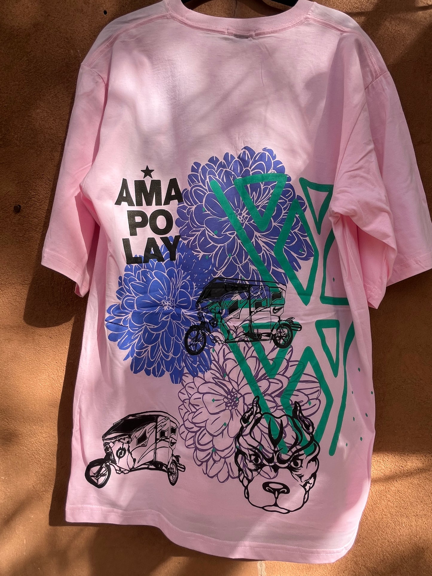 T-shirt ~ one of a kind ~ XL