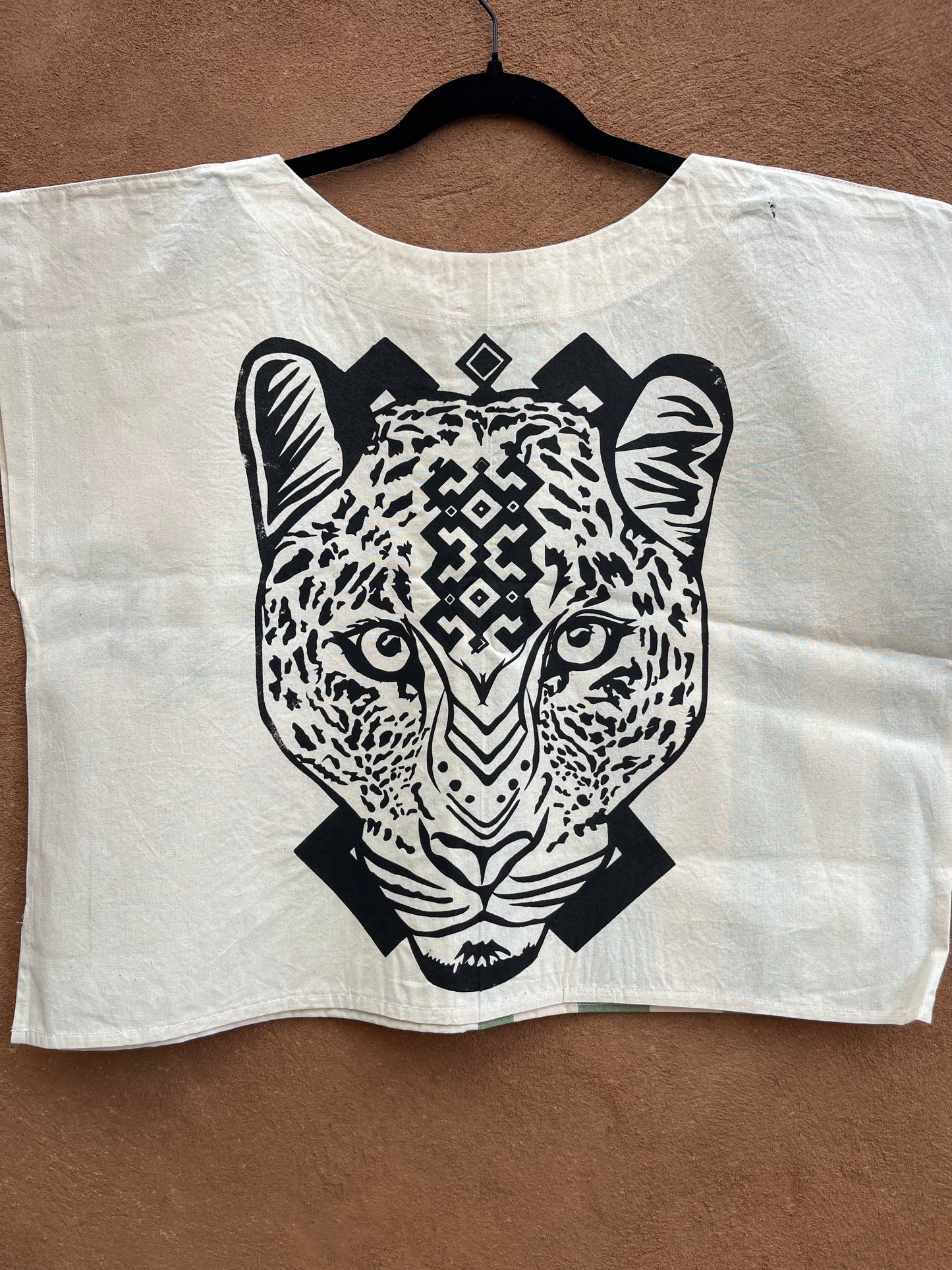 Screenprinted Box top ~ XL ~ Tocuyo ~ 100% Raw cotton