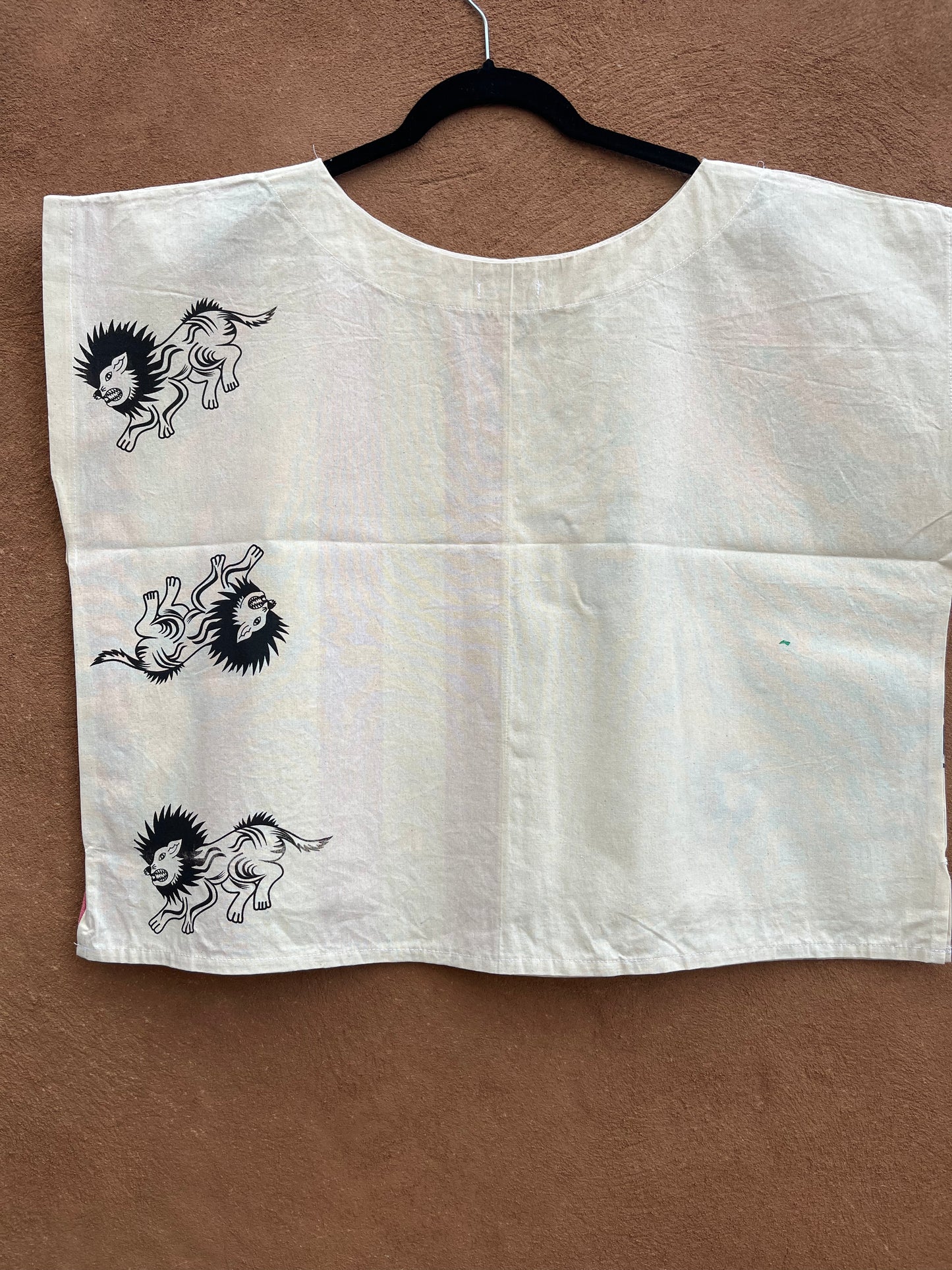 Screenprinted Box top ~ XL ~ Tocuyo ~ 100% Raw cotton