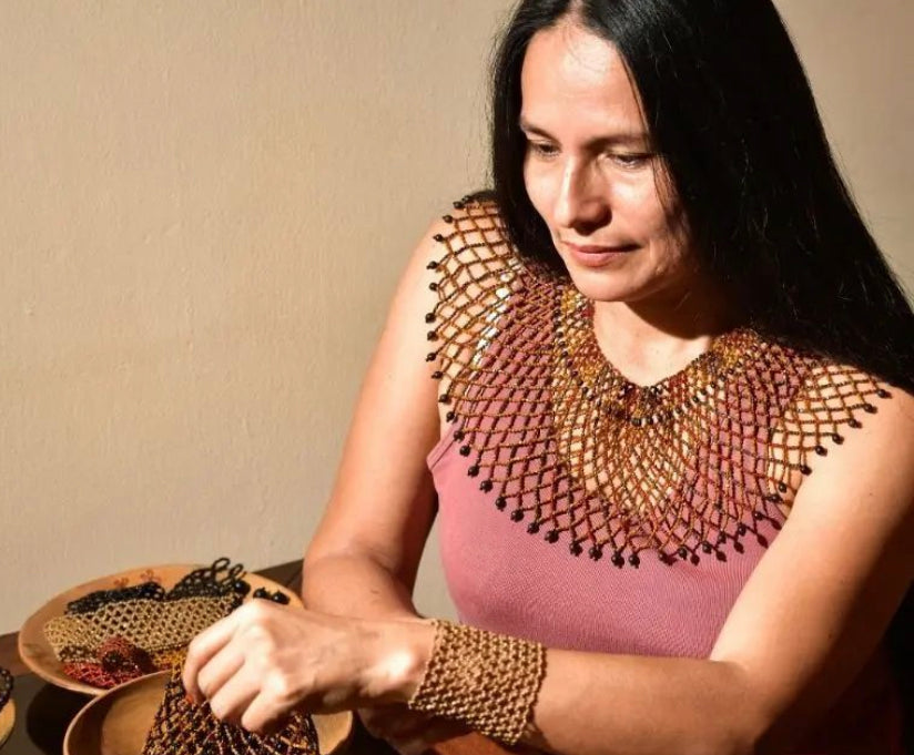 Necklace “Abanico” ~ Amazonian Seed