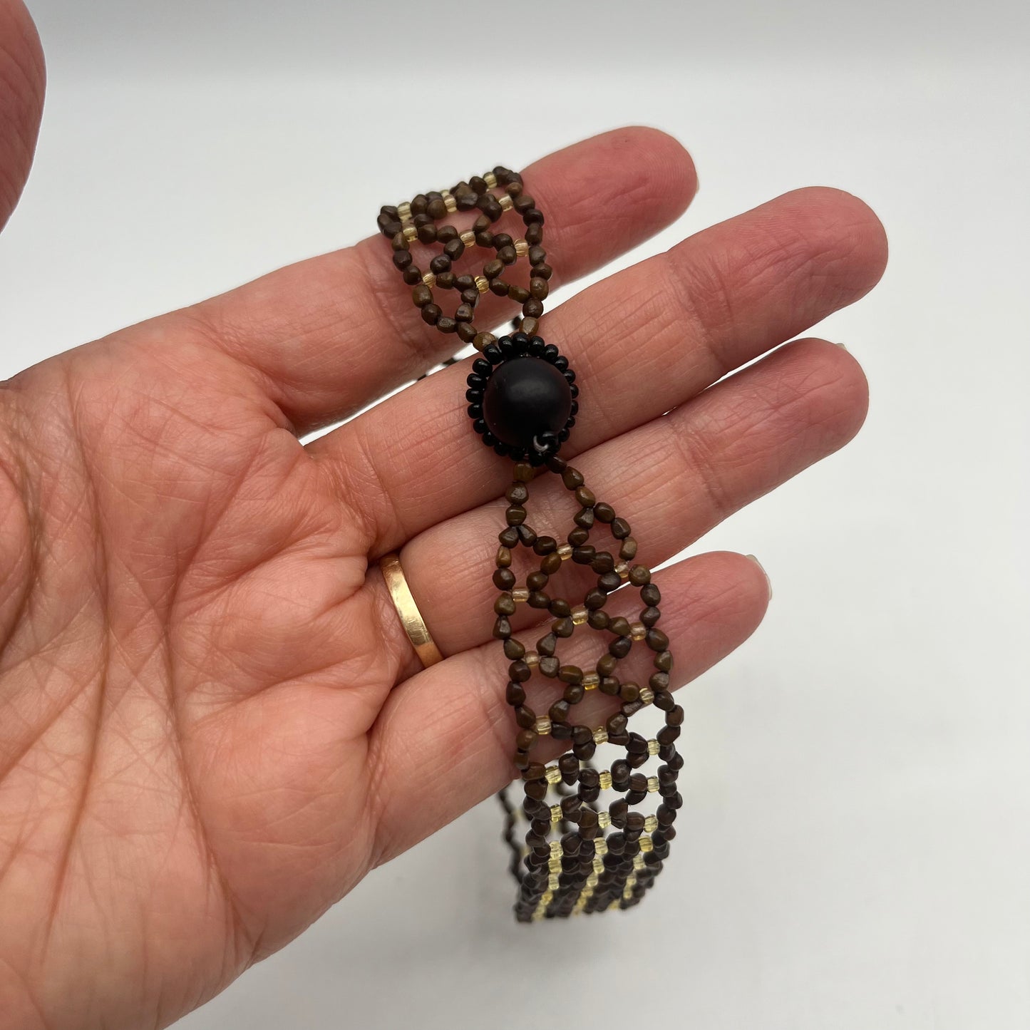 Choker 0.75” - brown ~ Amazonian seeds