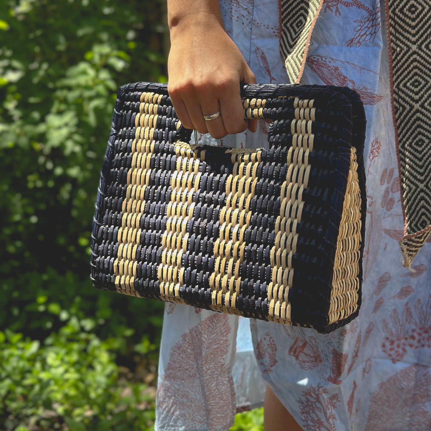 Hand Purse - Handwoven Junco from Peru