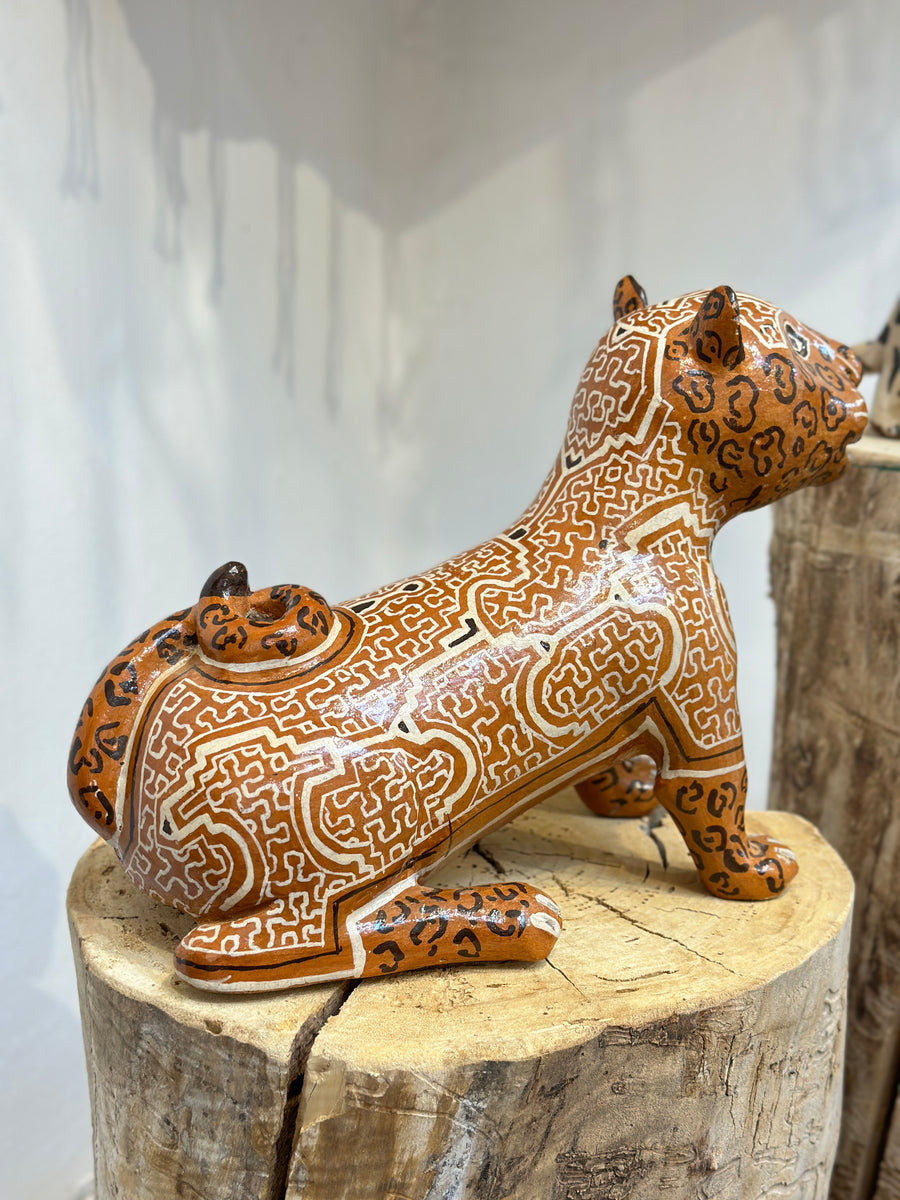 Jaguar Sitting - Shipibo Sculpture – Cielo Handcrafted