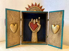 Load image into Gallery viewer, Retablo &quot;Heart in Hand&quot;
