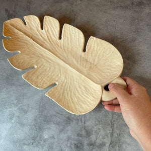Wooden Leaf Tray ~ handcarved