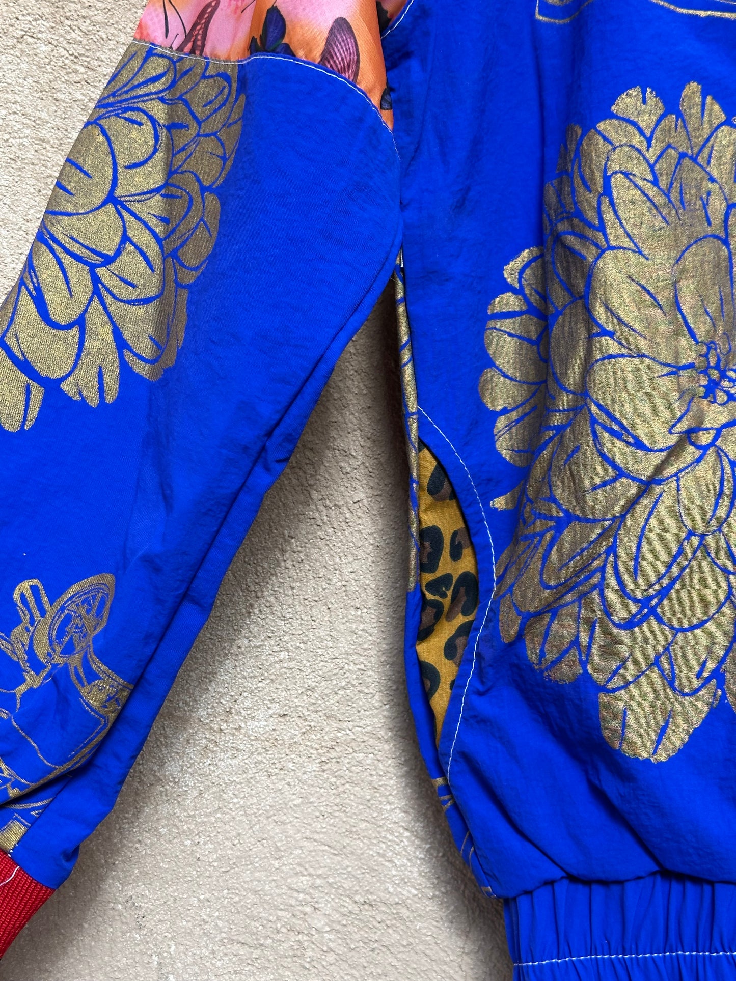 Windbreaker ~ Screen Printed ~ Medium