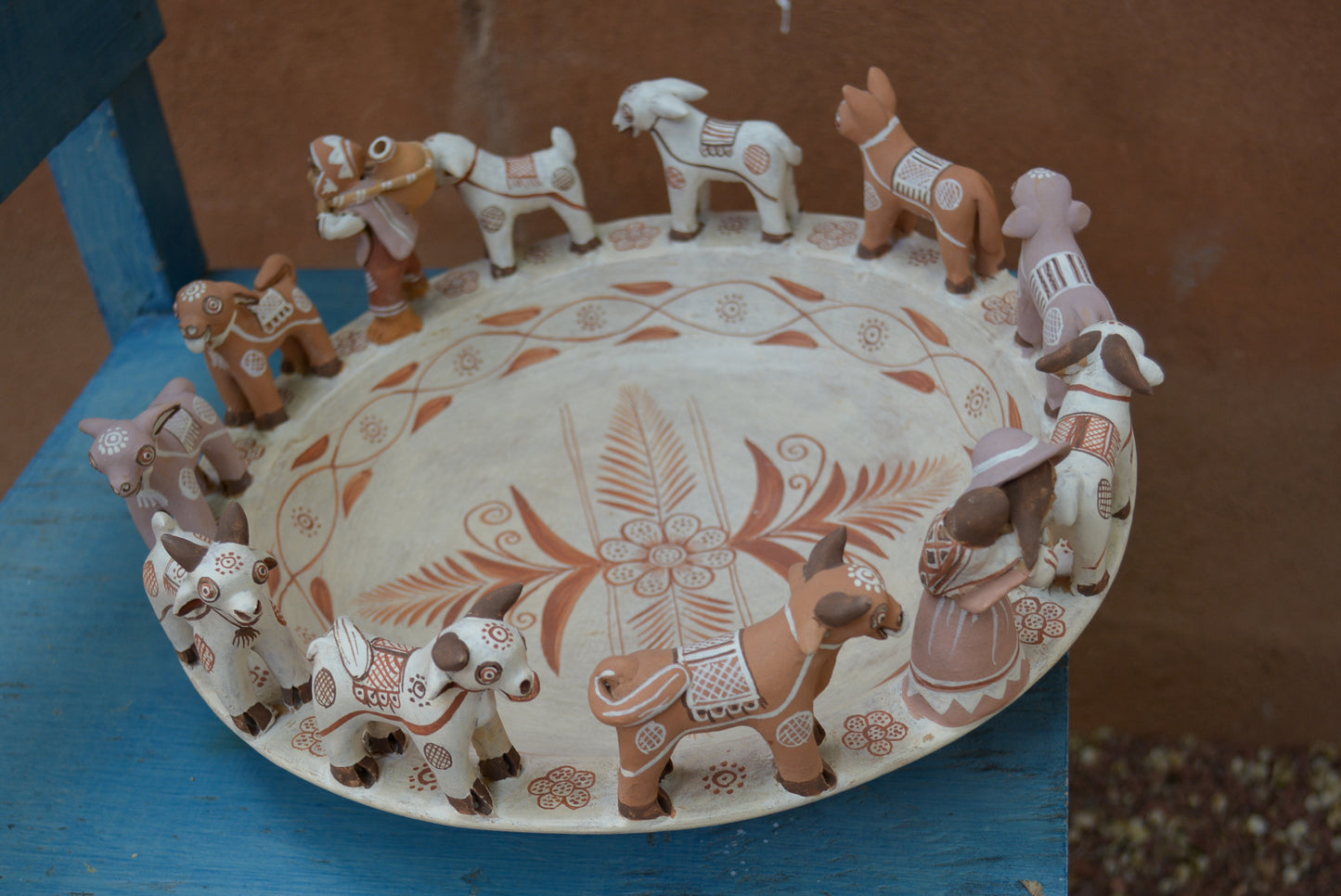 Large animal plate
