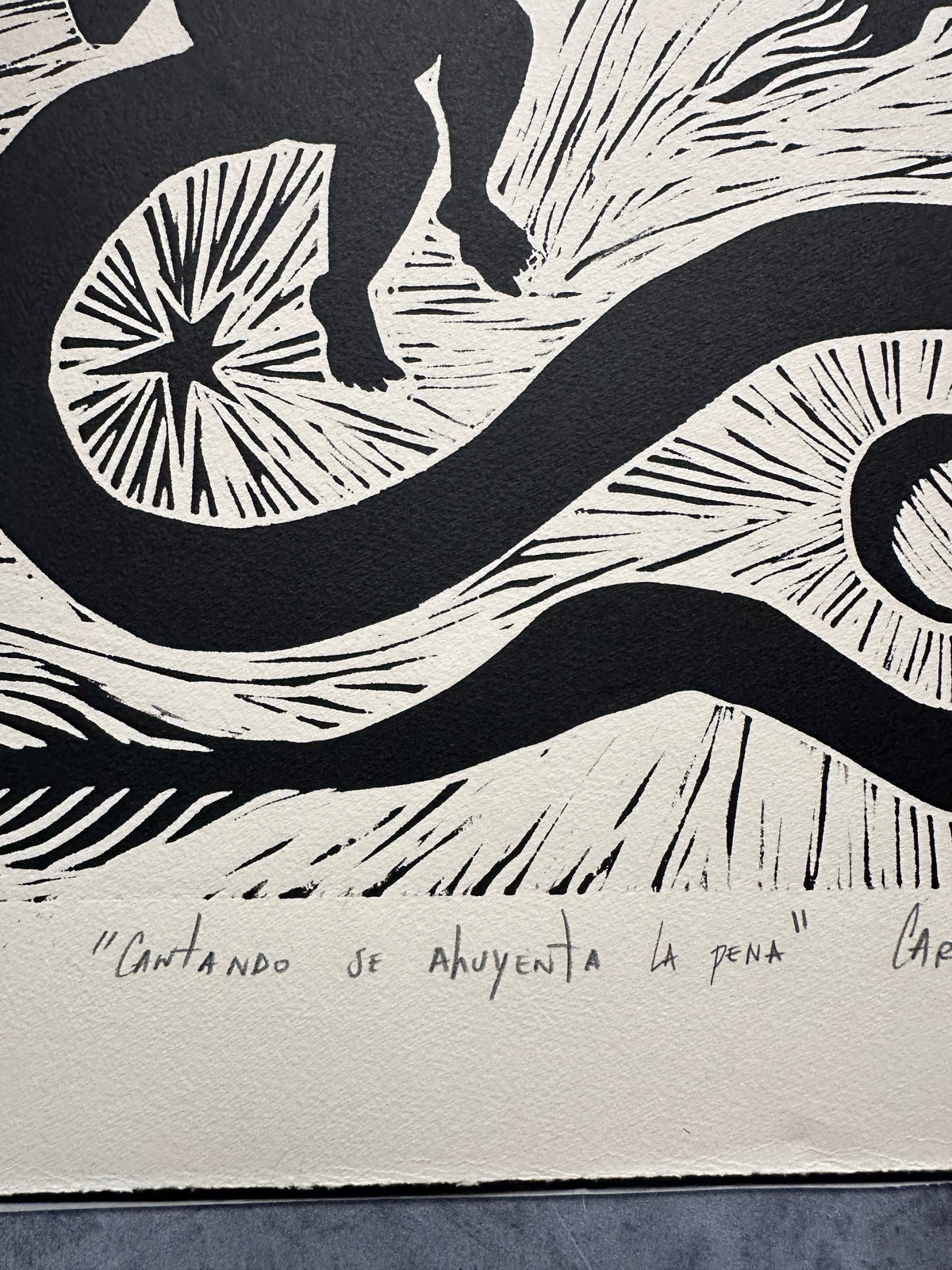 Cantando se Ahuyenta la Pena - Lino Print 15.5” Square