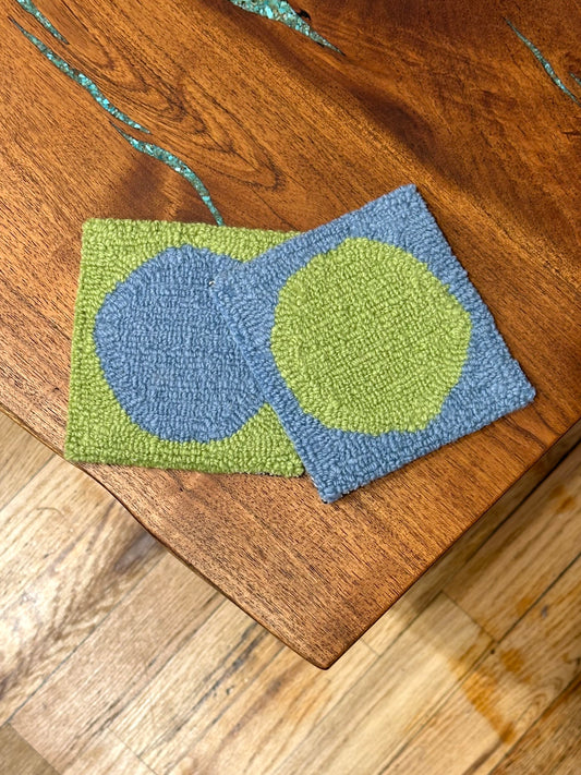 Coasters - grass ~ lake