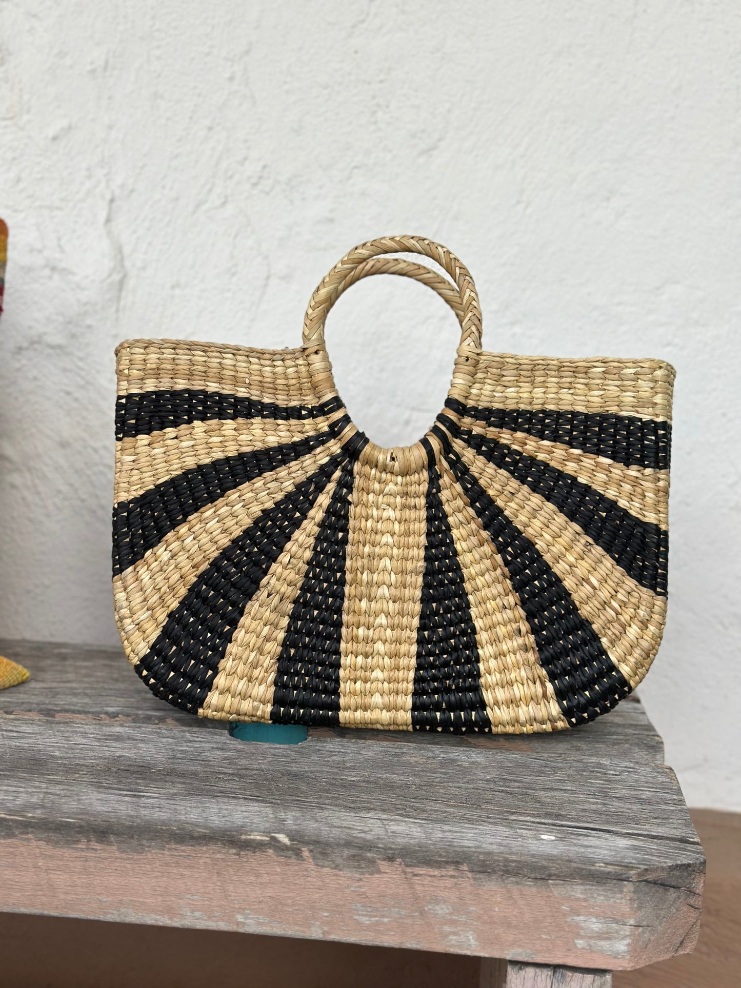 Hand basket ~ natural and black