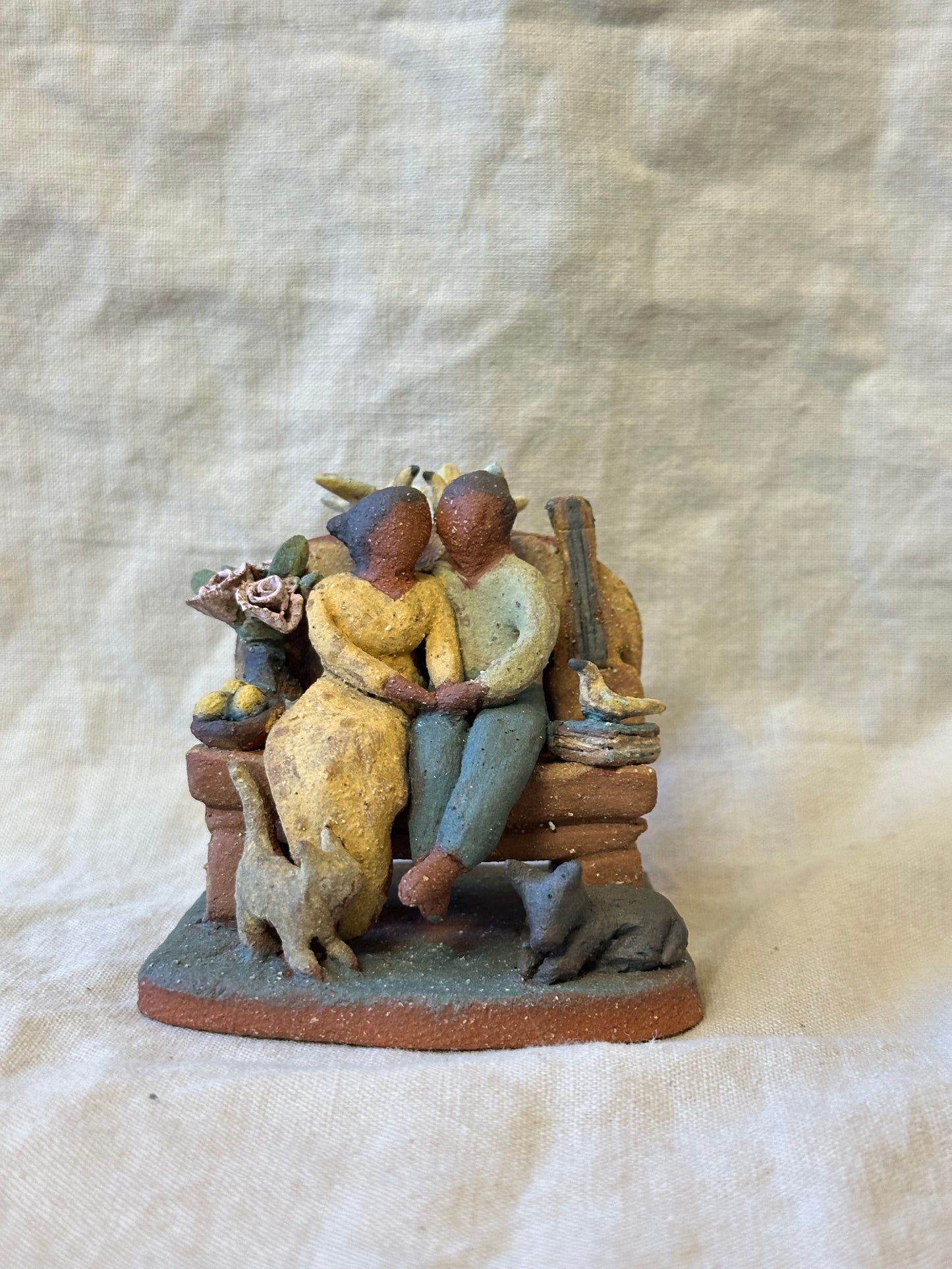 Novios - miniature clay sculpture