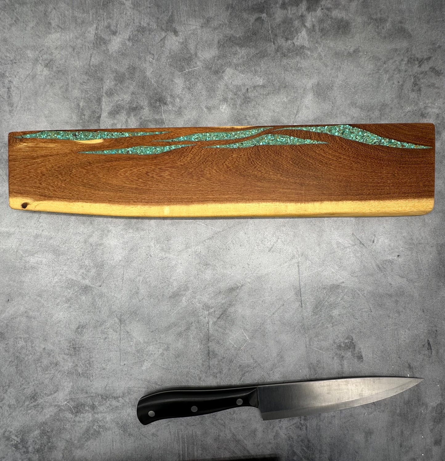 Knife block with Kingman turquoise inlaid