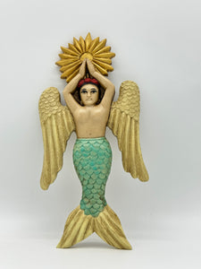 Sirena con alas