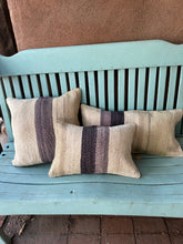 Load image into Gallery viewer, Pillowcases - Antique frasadas
