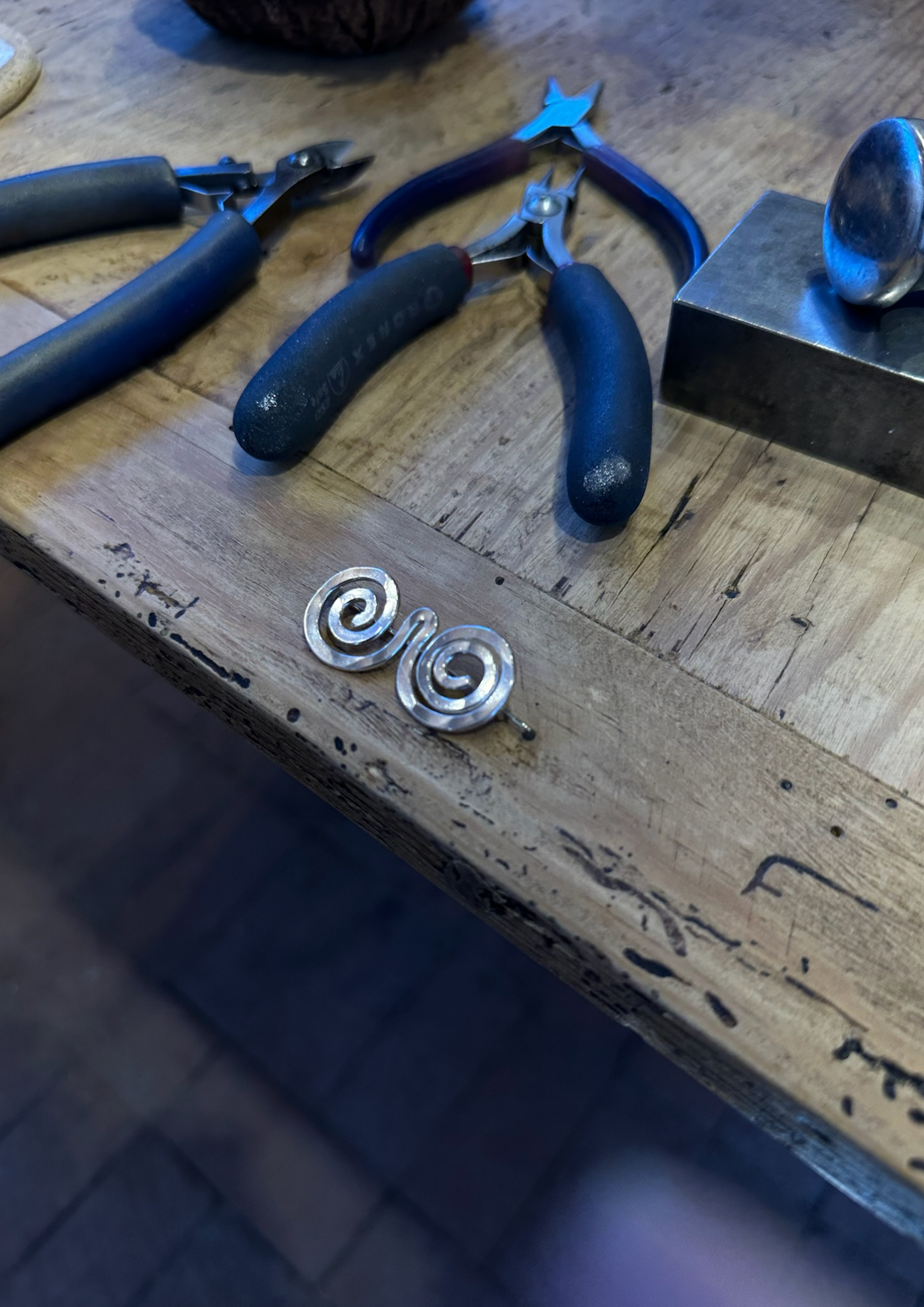 Make your Own Silver Pin with Olazabal Finery