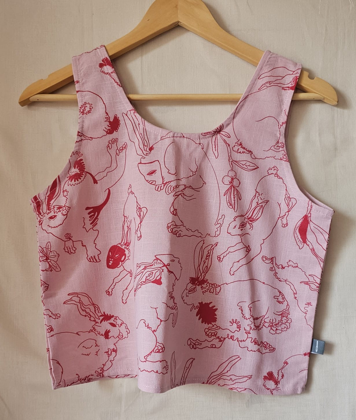Tank tops ~ Medium - Screen Printed