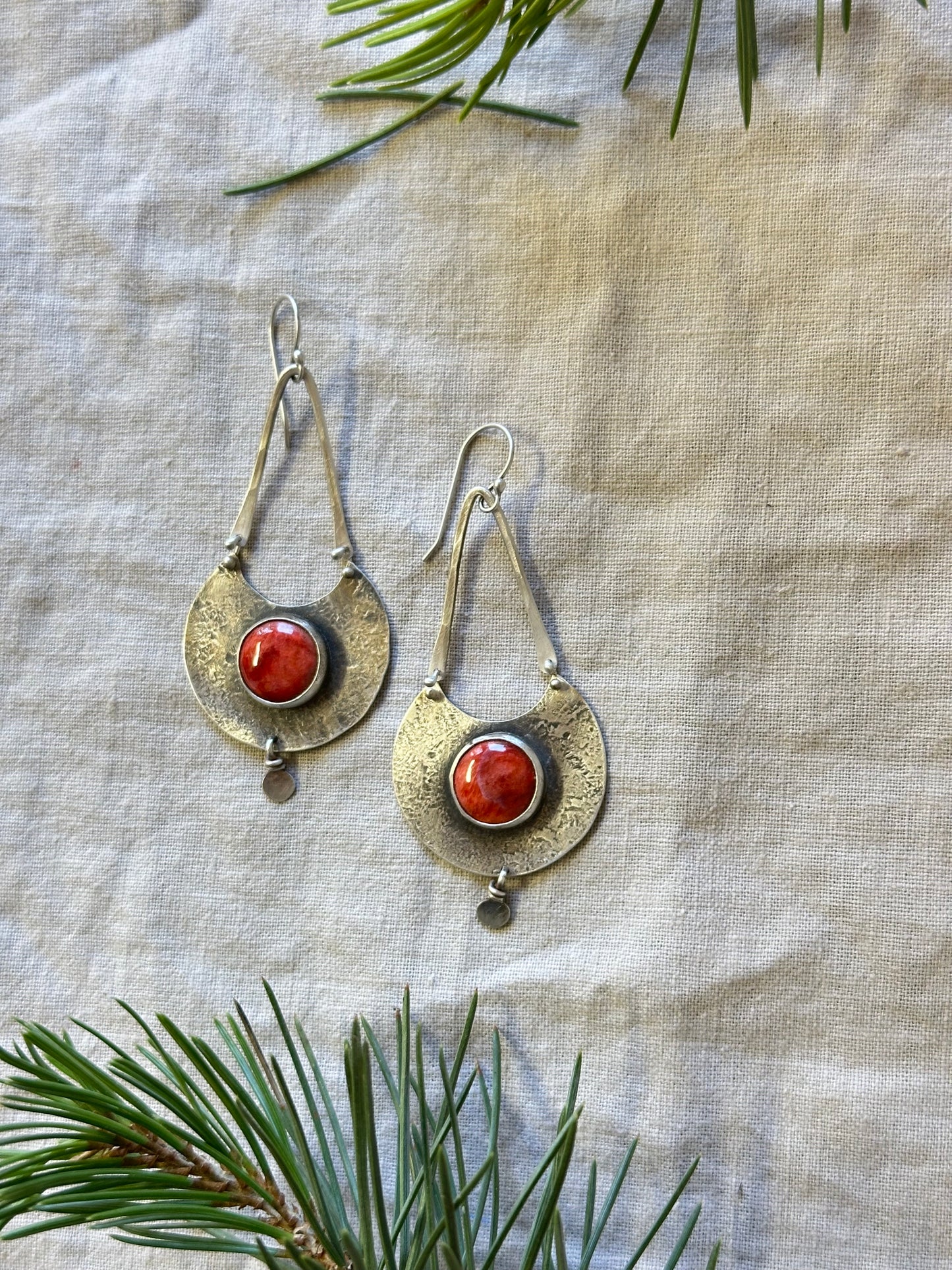 Spiny Oyster Long earrings - sterling silver