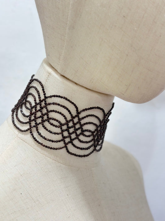 Choker Ikish ~ Dark Brown color ~ Amazonian Seeds