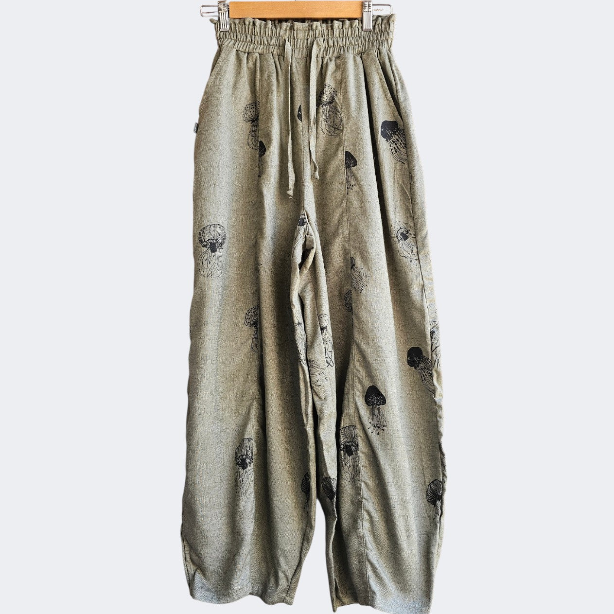 Jogger Pants • Large • Screen Printed