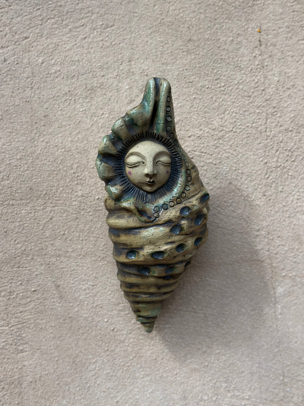 Wall Hanging ~ Baby Shell ~ Stone Hearth Color