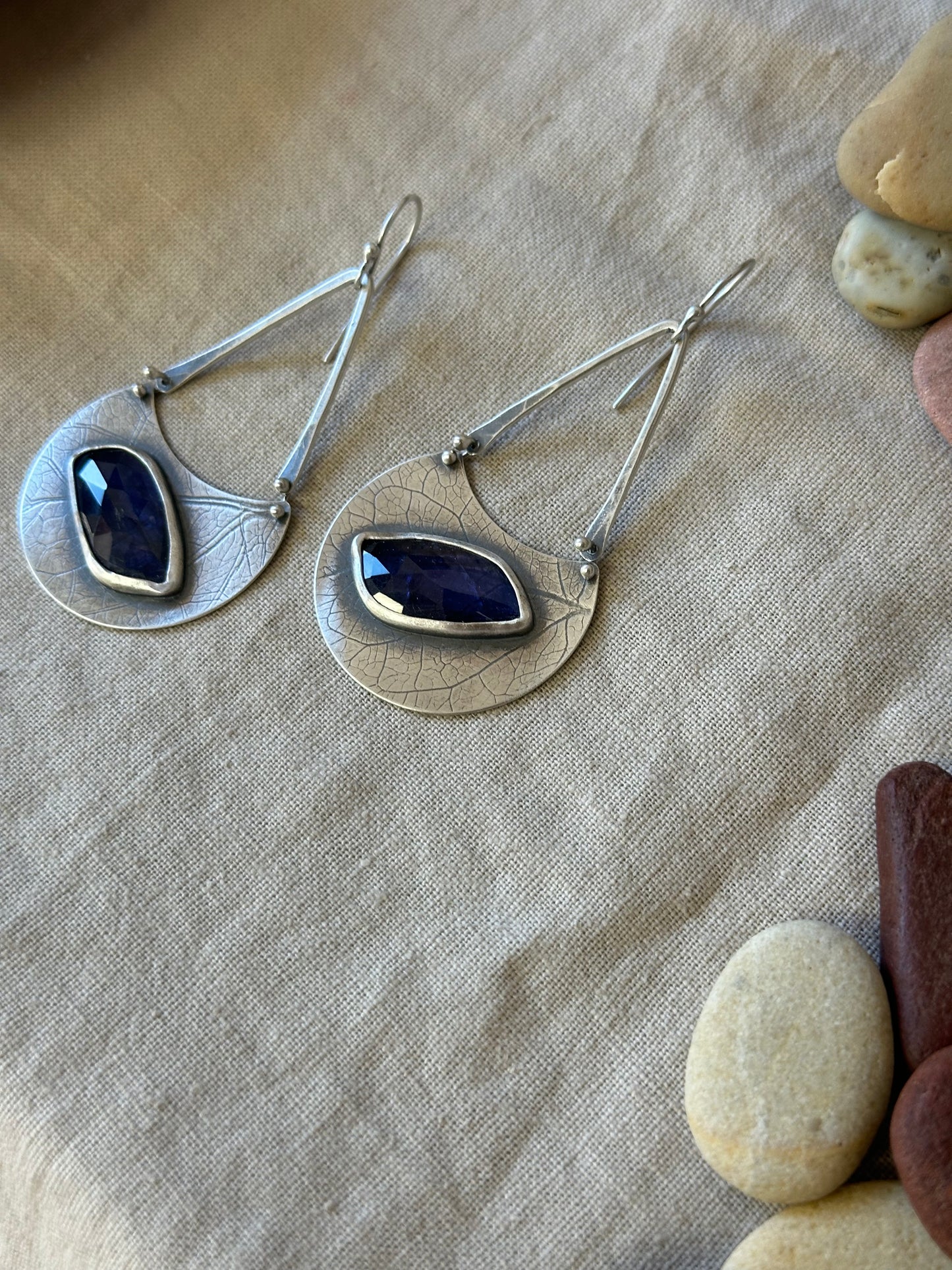 Leaf imprinted Silver earrings set with Tanzanite - Sterling Silver Earrings