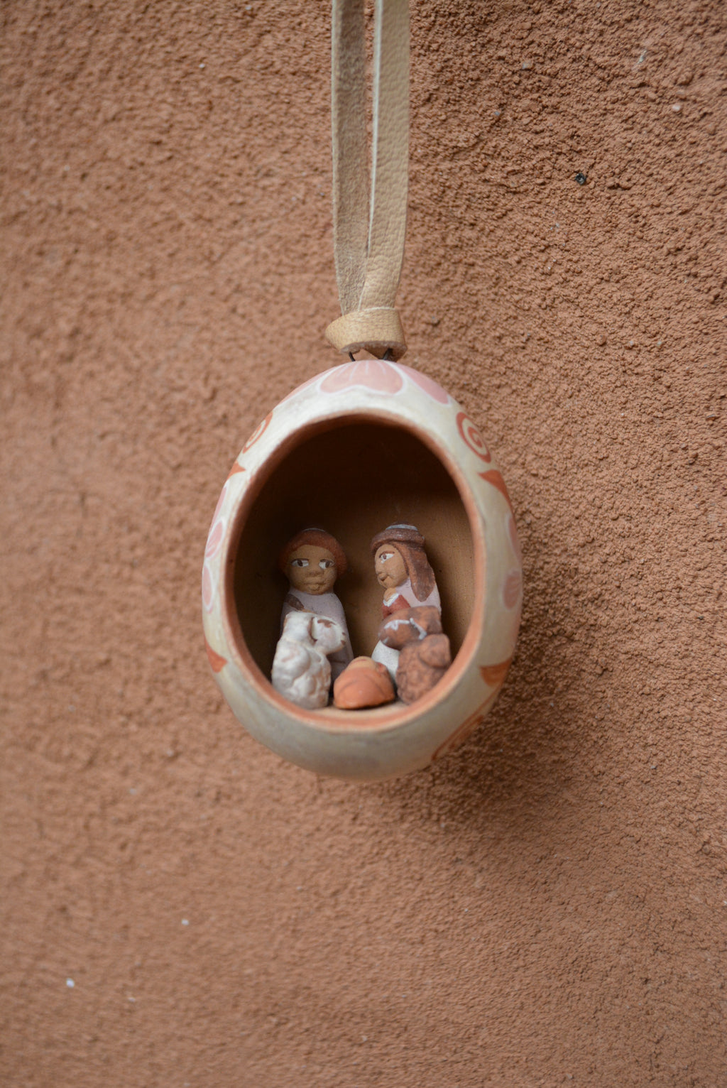 Egg Ornamento ~  Nativity scene