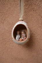 Egg Ornamento ~  Nativity scene