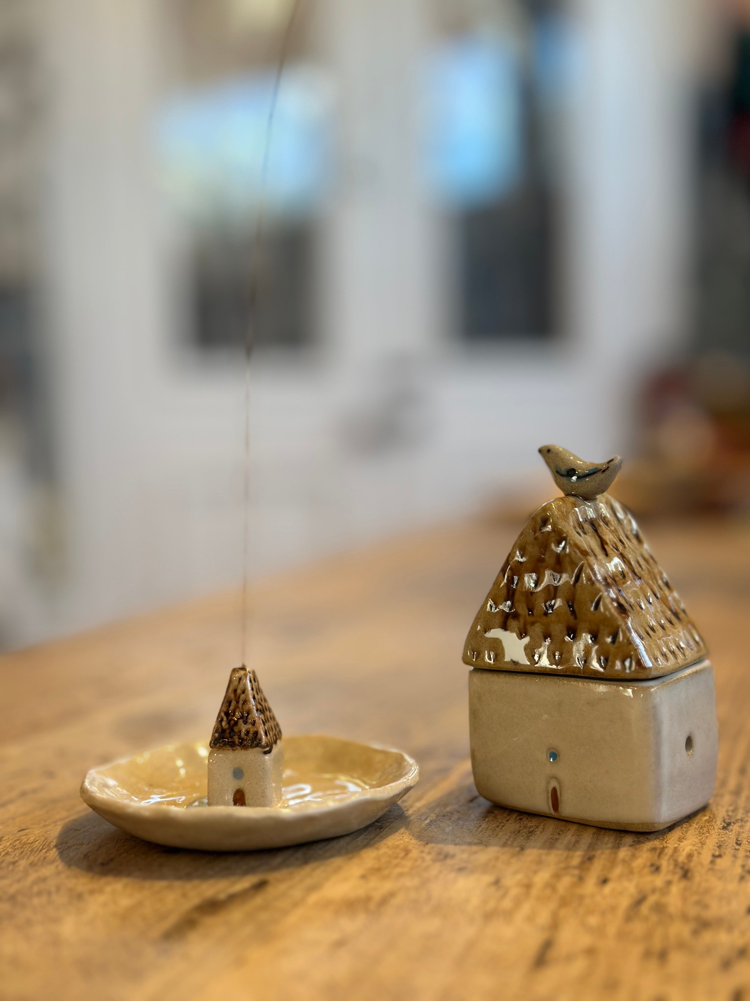 Little house incense dish