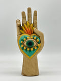 Mano Corazon con Ojo
