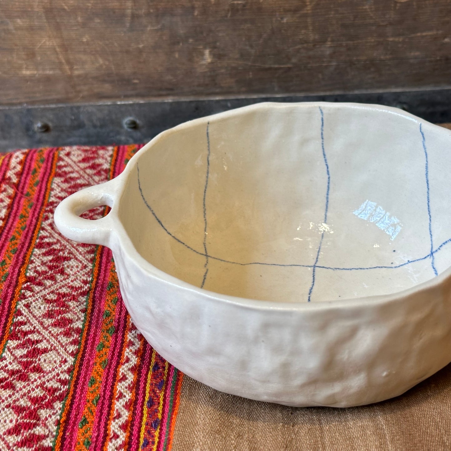 Pasta bowls with handles