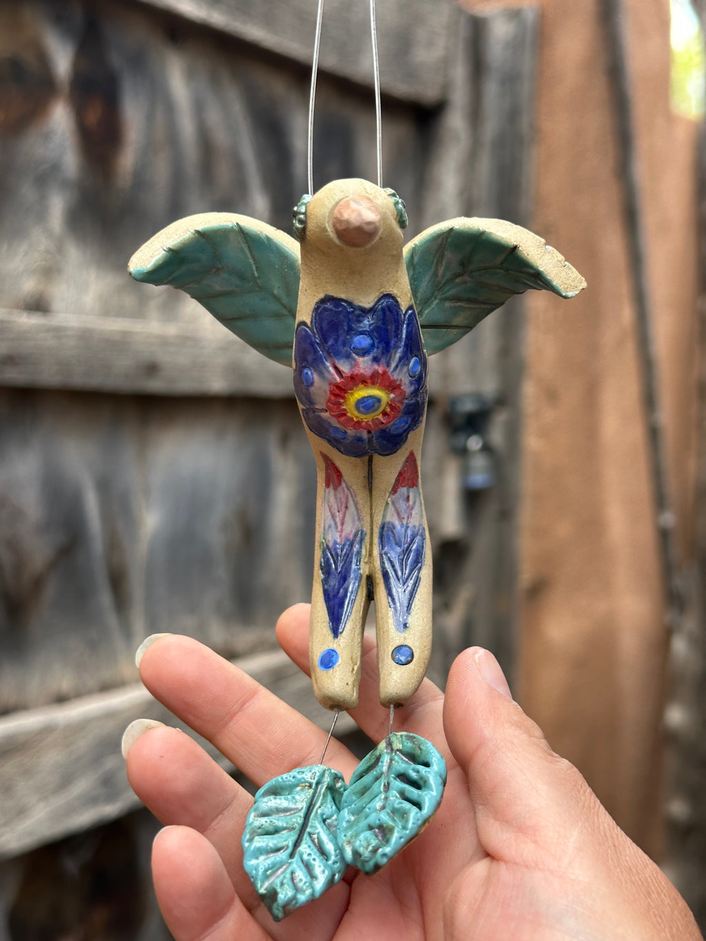 Long Tail Hummingbird - Flower design