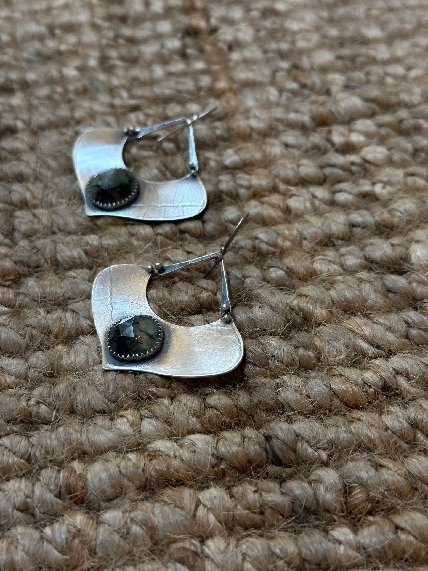 Prehnite Aspen Leaf earrings - sterling silver