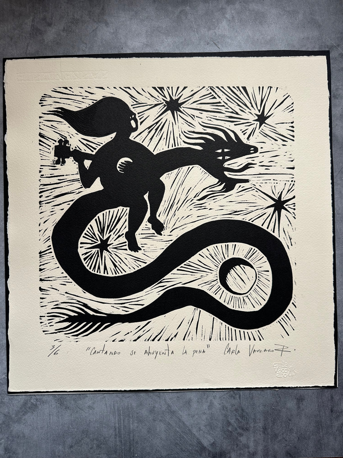 Cantando se Ahuyenta la Pena - Lino Print 15.5” Square