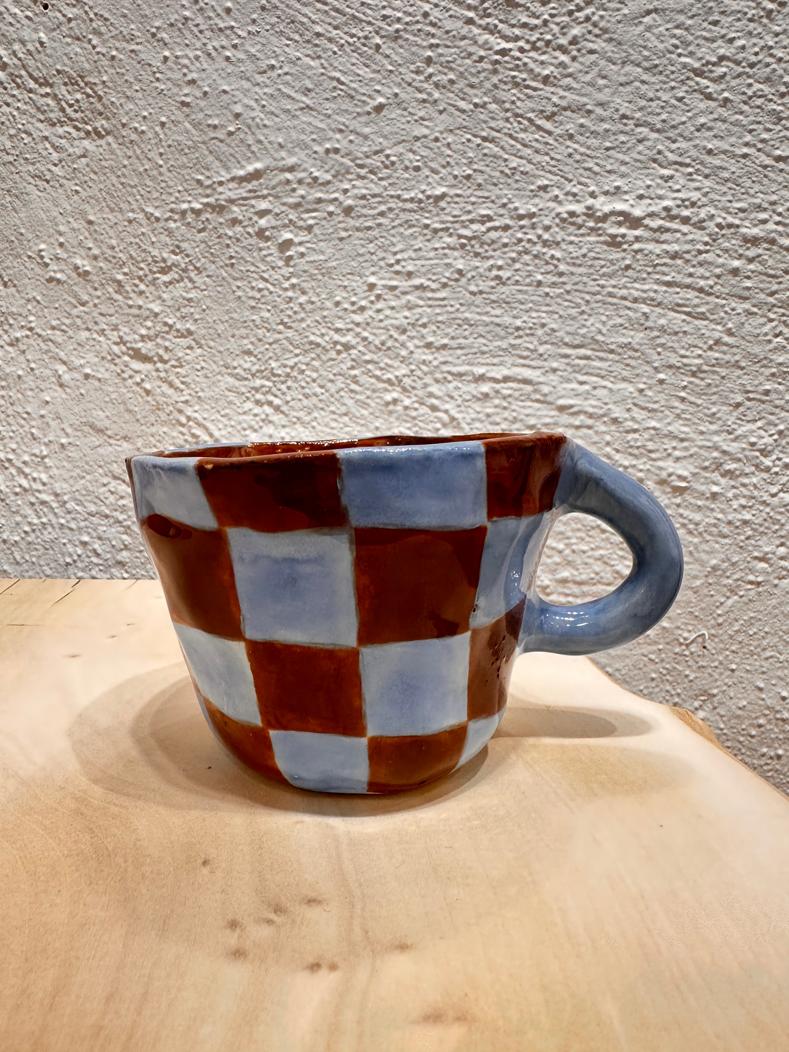 Brown checkered - Rounded mug ~ pinched clay