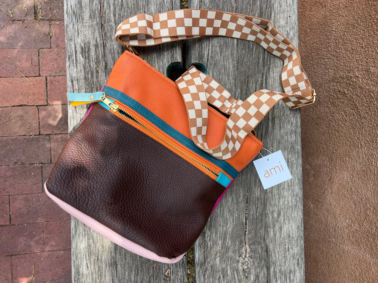 Medium Crossbody Bag dark brown & orange