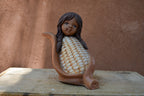 Niñas Maiz • 6” tall