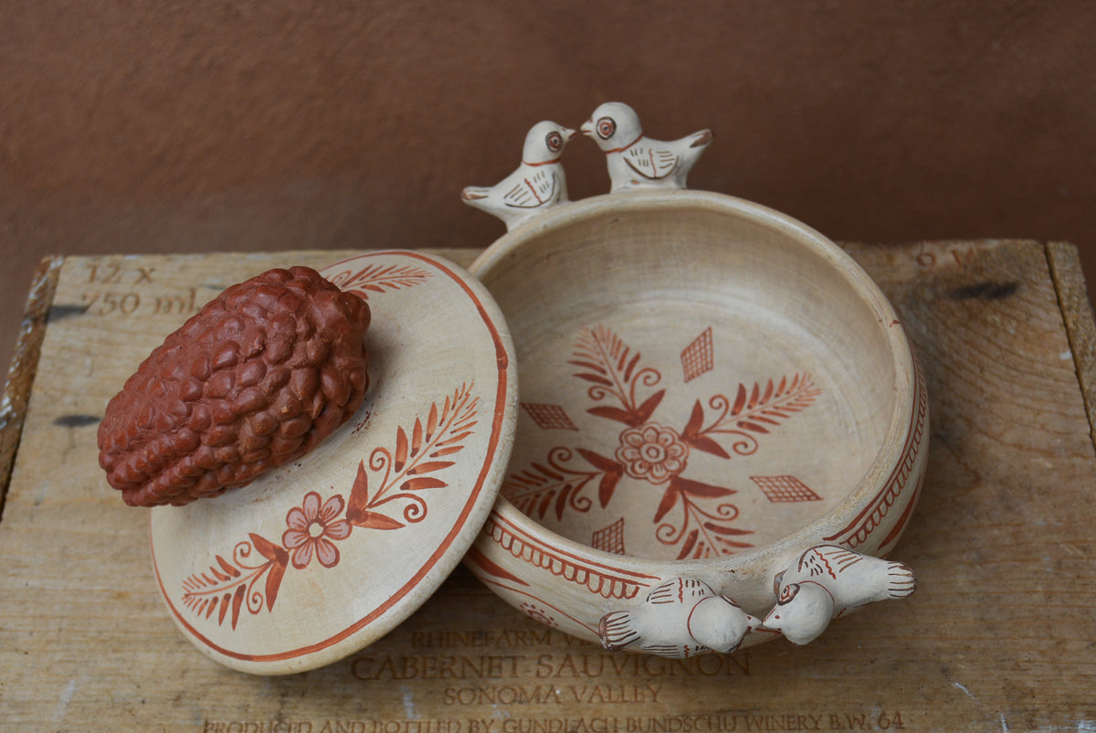 Bird Clay Bowl ~ with lid