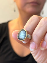 Load image into Gallery viewer, Moss Aquamarine + 22k gold + Sterling Silver Ring - Size 5.5
